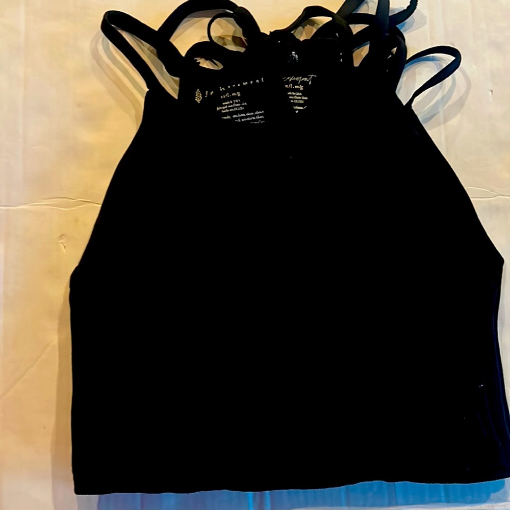 Free People happiness tank - Picture 4 of 4